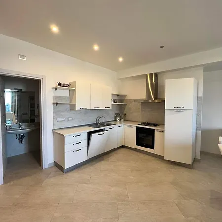 Lejlighed Ascensore Per La *