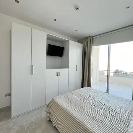 Ascensore Per La Cirella