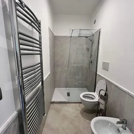 Lejlighed Ascensore Per La Cirella