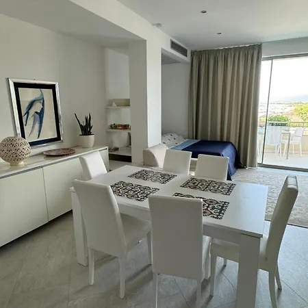 Lejlighed Ascensore Per La Cirella