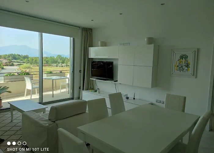 Ascensore Per La Cirella