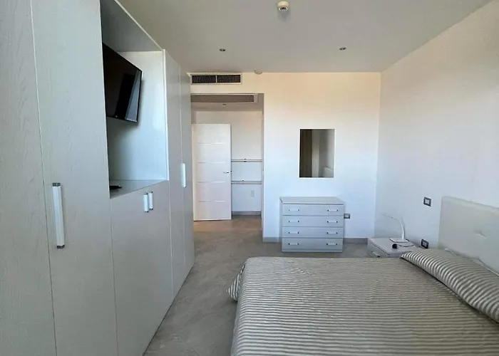 Apartamento Ascensore Per La *